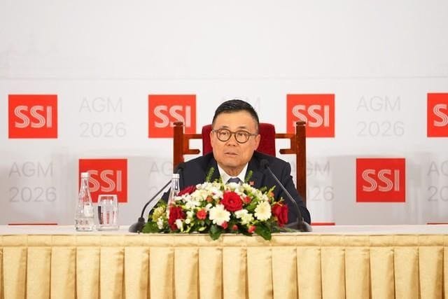 Cổ phiếu SSI: Cổ đông chất vấn liệu ban lãnh đạo có thể hứa tăng trưởng gấp nhiều lần; Chủ tịch Nguyễn Duy Hưng trả lời