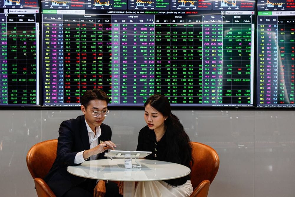 Chứng khoán ngày 17-4-2026: Cổ phiếu Vingroup lại kéo chỉ số lên