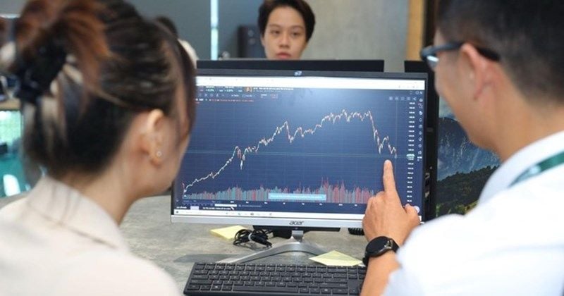 Có dấu hiệu cho thấy VN-Index đã hình thành đáy khi thị trường ổn định và định giá trở nên hấp dẫn