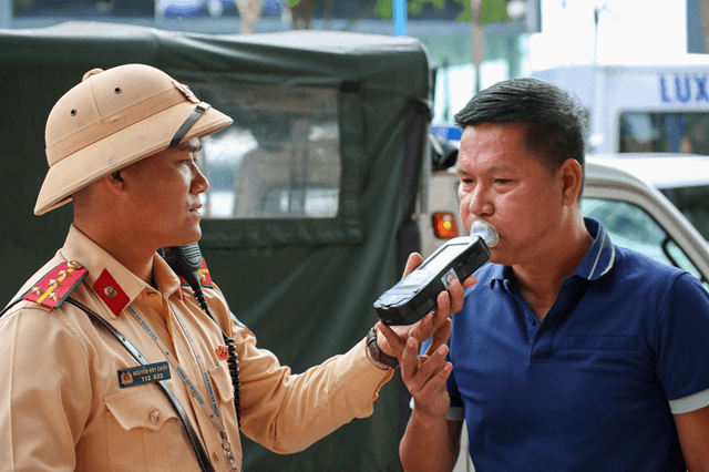 Over 11,400 drunk-driving violations recorded during a four-day holiday