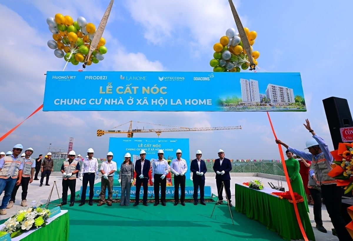 LA Home social housing apartment complex tops out three months ahead of schedule