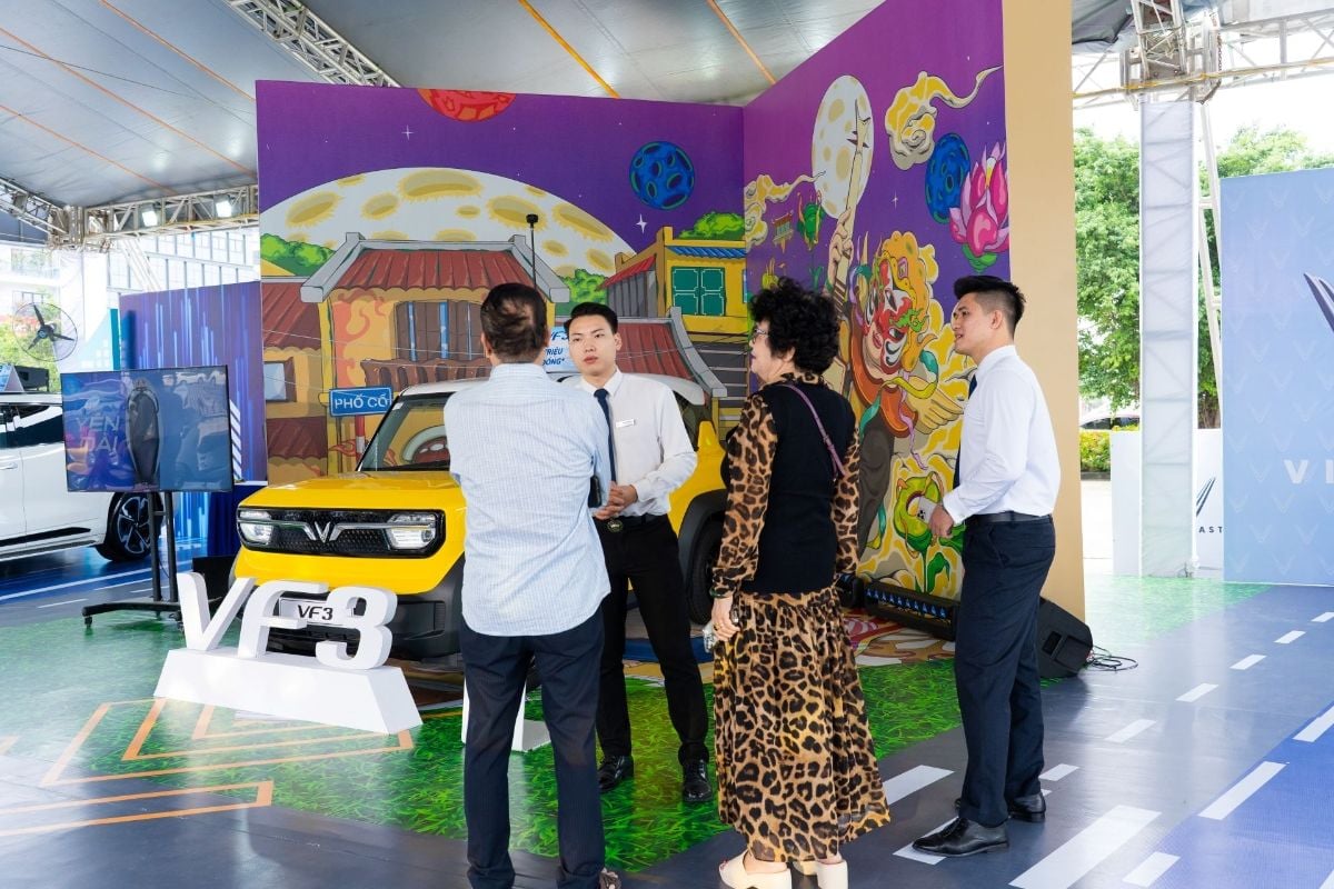 VinFast electric-vehicle experience event in Nghệ An and Hà Tĩnh highlights test drives and financing offers