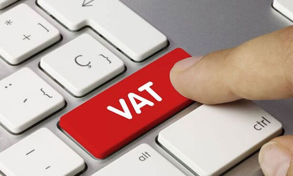 Hanoi prosecutor charges online trader with tax evasion totaling 12.5 billion VND