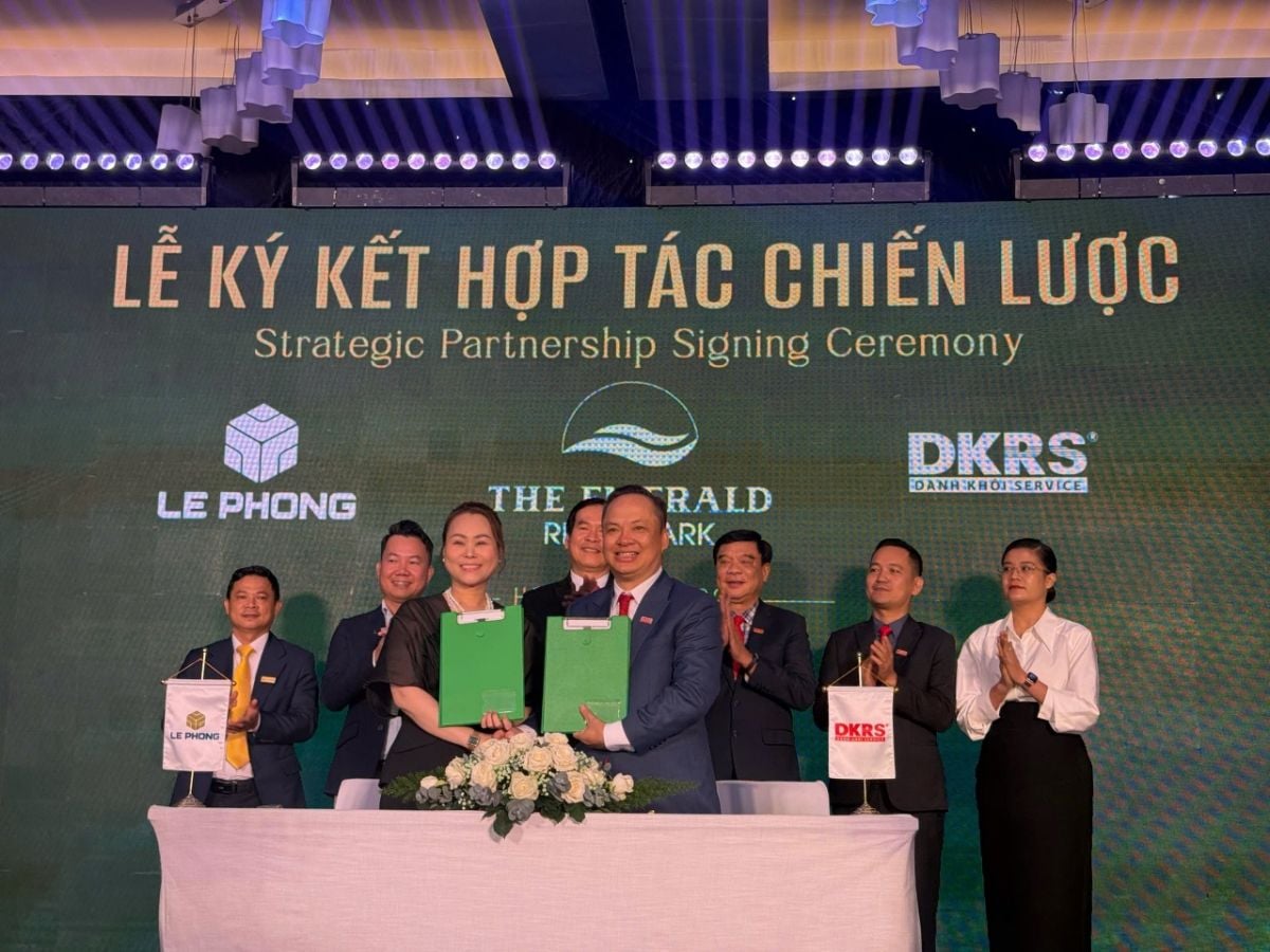 Le Phong Group signs strategic partnerships to develop a riverfront project in Lai Thiêu