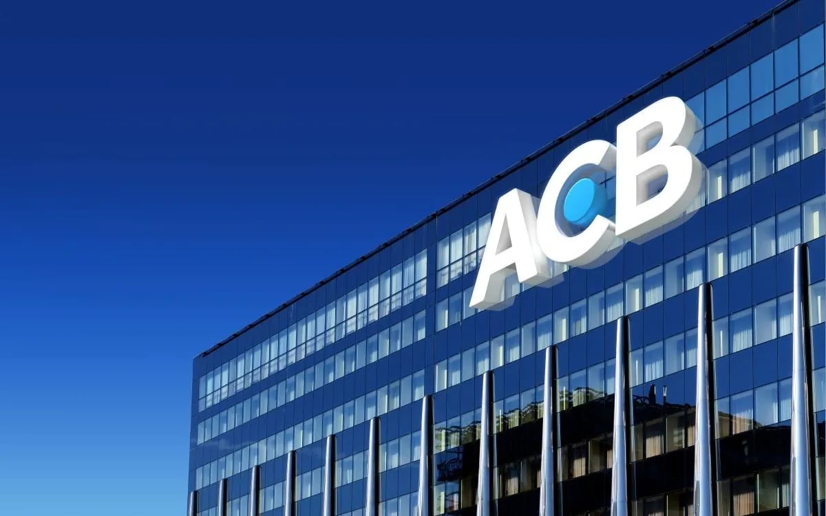 Au Lac group raises stake in ACB to about 6% of charter capital within just over a month; Nguyen Thien Huong Jenny buys nearly 8.4 million ACB shares