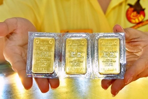 Giá vàng trong nước giảm xuống mức thấp nhất trong vòng 4 tháng vào phiên sáng