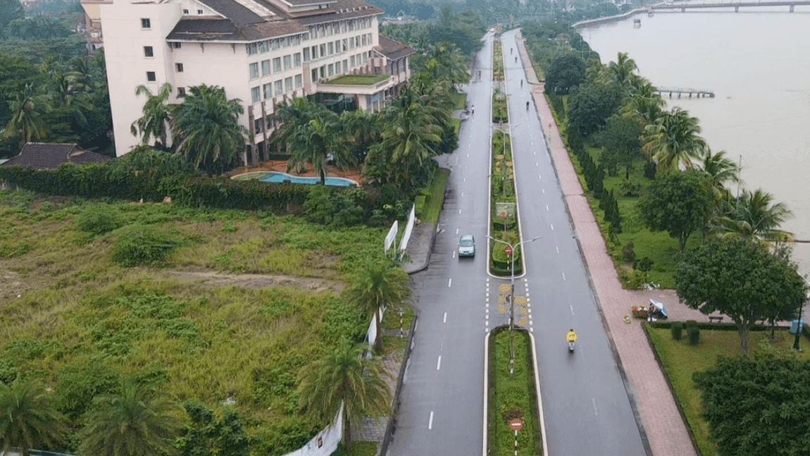 Quảng Trị seeks investors for a 5-star hotel and shophouse complex on Nhật Lệ River