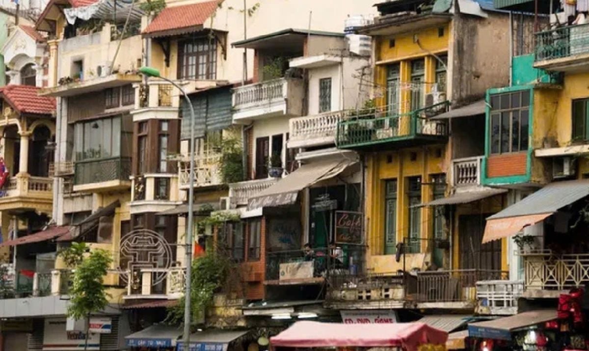 Revisions to the Architecture Law to shape sustainable living spaces.