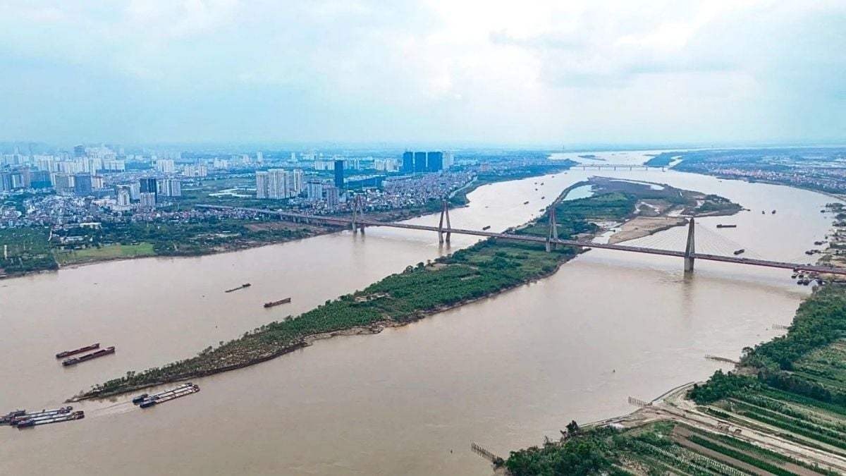 The Reflection West Lake: A focal point on the West Lake–Red River Development Corridor