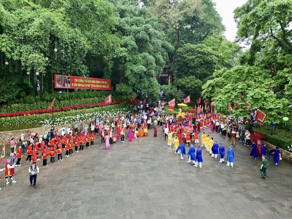 Phú Thọ welcomes about 6.5 million visitors during Hung Kings' Festival and Phú Thọ Tourism-Culture Week 2026