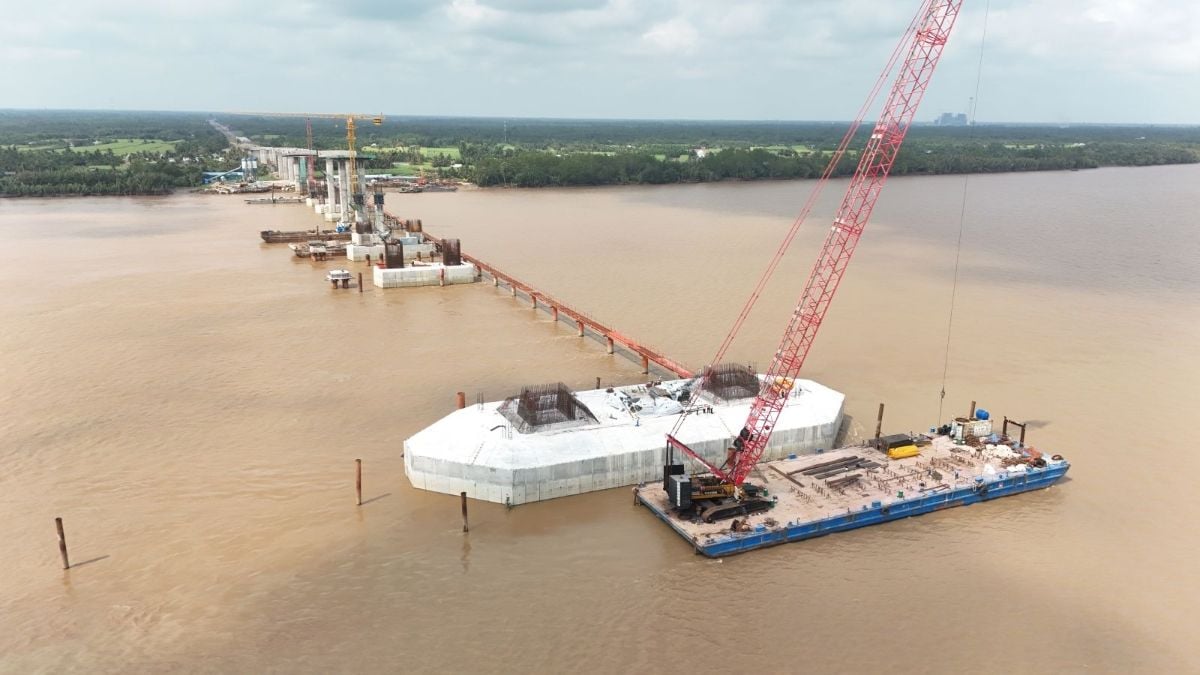 Can Tho: Unblocking material and site-clearance bottlenecks to accelerate Dai Ngai Bridge construction on National Highway 60