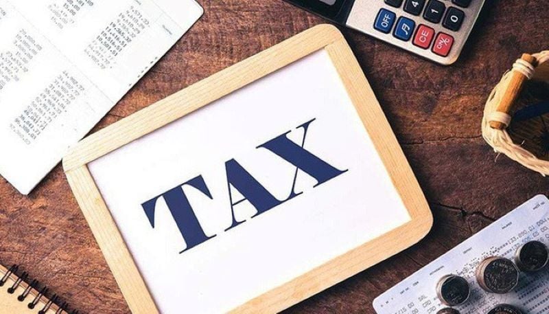 Tax declaration on total revenue for ride-hailing platforms raises concerns over VAT policy, says VCCI