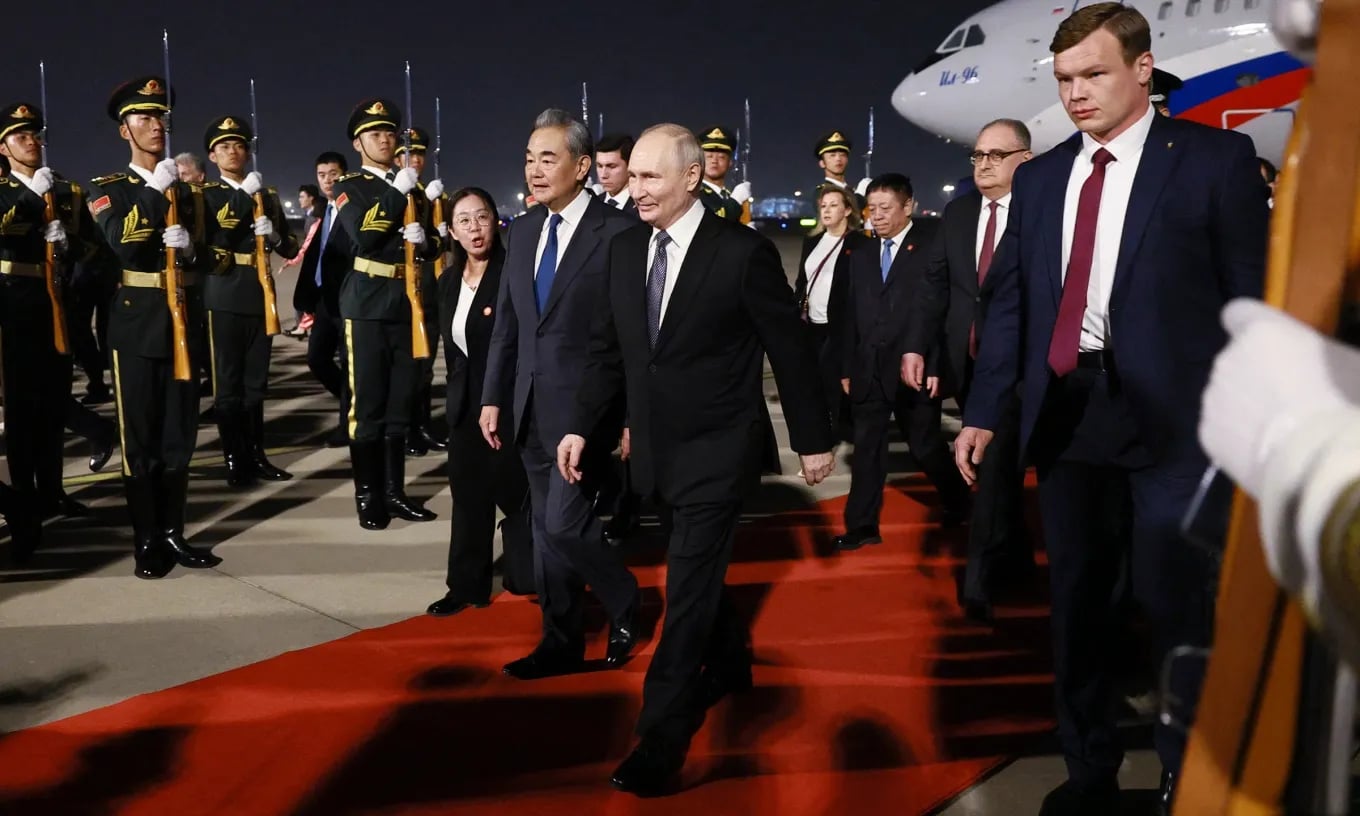 Ông Putin đến Bắc Kinh, bắt đầu chuyến thăm Trung Quốc