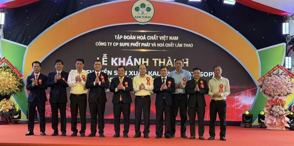 Lam Thao inaugurates a potassium sulfate fertilizer production line with a capacity of 20,000 tons per year