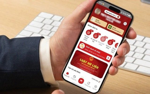 Draft circular proposes 50% fee reductions for online public services via VNeID through 31 December 2026