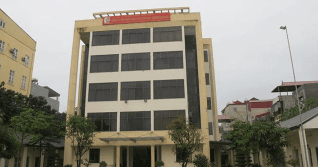 Executive at a UPCoM-listed company resigns to join the professional military