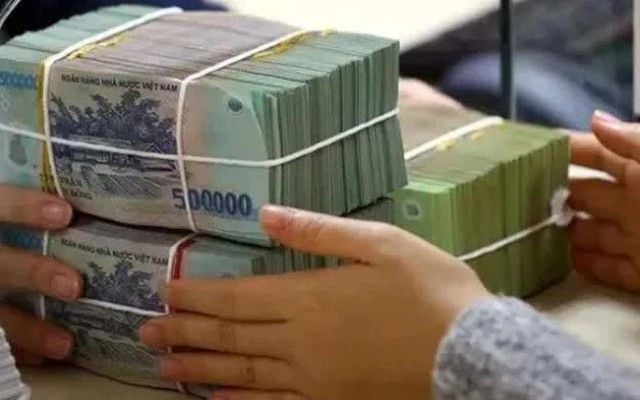 Deposit rates likely to continue rising amid liquidity pressures.