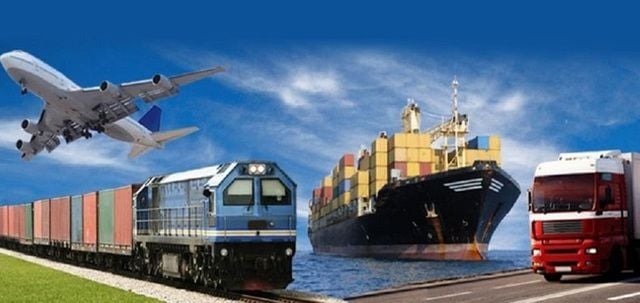 Vietnam waives various transport fees from April 7 to June 30 to ease business costs