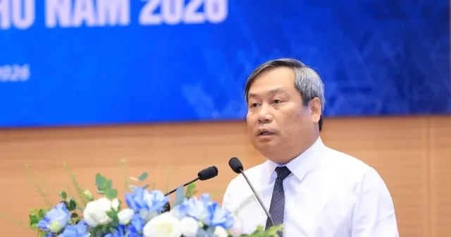 Hanoi chairman discloses personal phone numbers of city leaders to allow businesses to report concerns