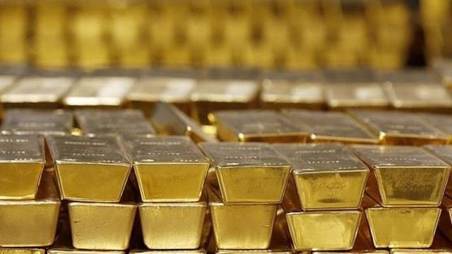 World's largest gold ETF SPDR Gold Trust buys tens of tonnes of gold in four consecutive days