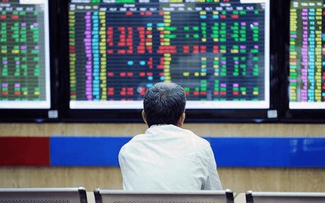 Expert view: high likelihood of a pullback; investors should limit margin and actively lock in profits