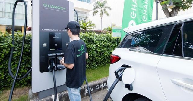 Grab partners with Voltality to connect EV charging stations to Grab Driver
