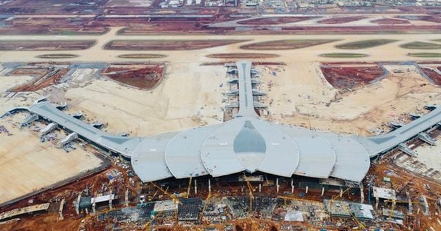 Severe labor shortage at Long Thành airport construction site jeopardizes project timeline