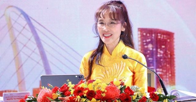 Nguyễn Thị Phương Thảo details the revival of Đông Á Bank into Vikki Bank after its transfer to HDBank