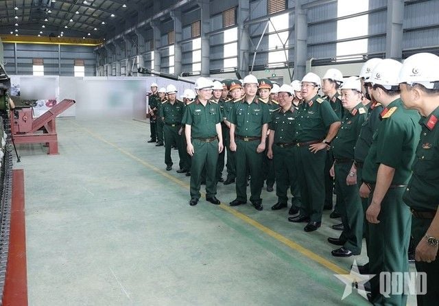 Vietnam to test domestically produced light tank T-1 in May, with unveiling in December