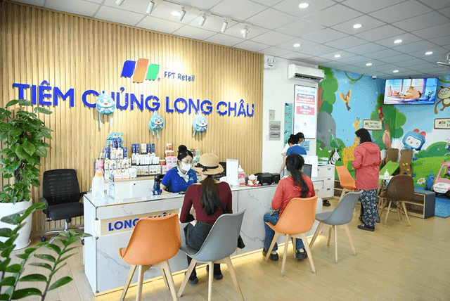 Long Châu and FPT Shop grow together, FPT Retail achieves 25% of 2026 revenue target in Q1