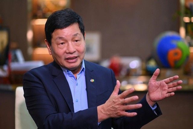 Truong Gia Binh Receives Japan's Order of the Rising Sun from the Japanese Government