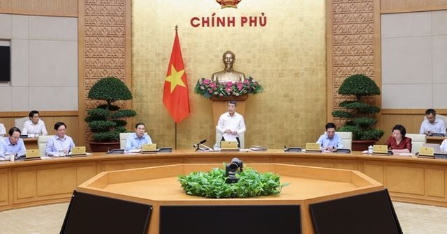 The government eliminates 184 administrative procedures and 890 business conditions