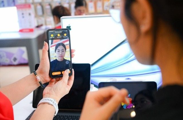 Risks of Viettel SIM lock for many users as verification rules take effect