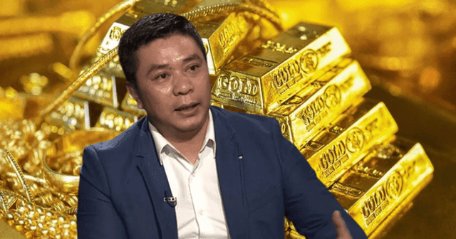 Gold moves counter to expectations as expert warns of danger in holding gold