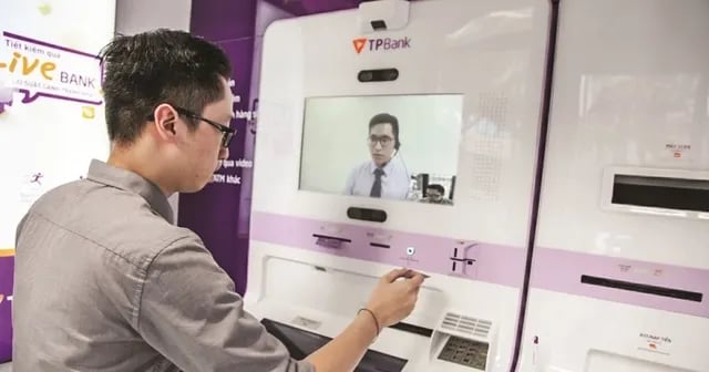 Ngân hàng tái cấu trúc khi hàng nghìn người rời khỏi lực lượng lao động giữa bối cảnh tự động hóa bằng AI.