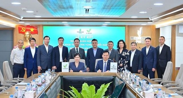 V-Green teams up with PVOIL to install 3,000 electric-motorbike battery swap cabinets at gas stations by end-June 2026