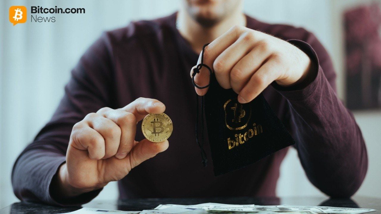 Bitcoin ETFs Add $664 Million as Assets Top $100 Billion Again