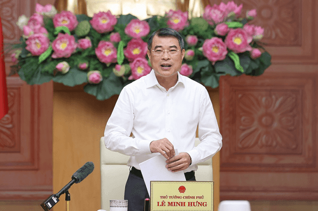 Thủ tướng kêu gọi các biện pháp mạnh để đưa thị trường chứng khoán thành kênh huy động vốn trung và dài hạn.