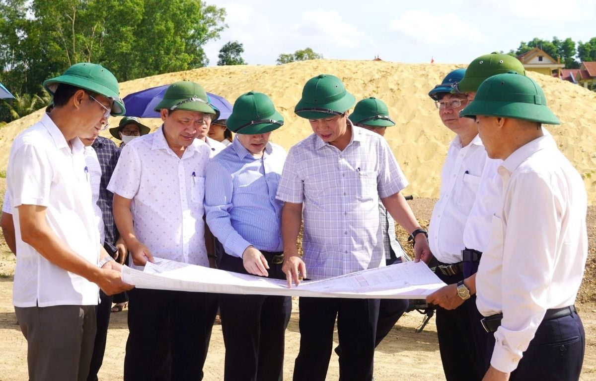 Quảng Trị thực hiện các biện pháp ổn định nguồn cung vật liệu xây dựng và minh bạch giá thị trường