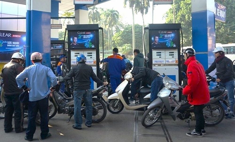Fuel prices rise sharply as authorities use Stabilization Fund to cushion market shock