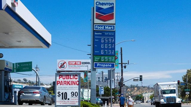 Crude Oil Down 3%; Chevron Posts Mixed Q1 Results