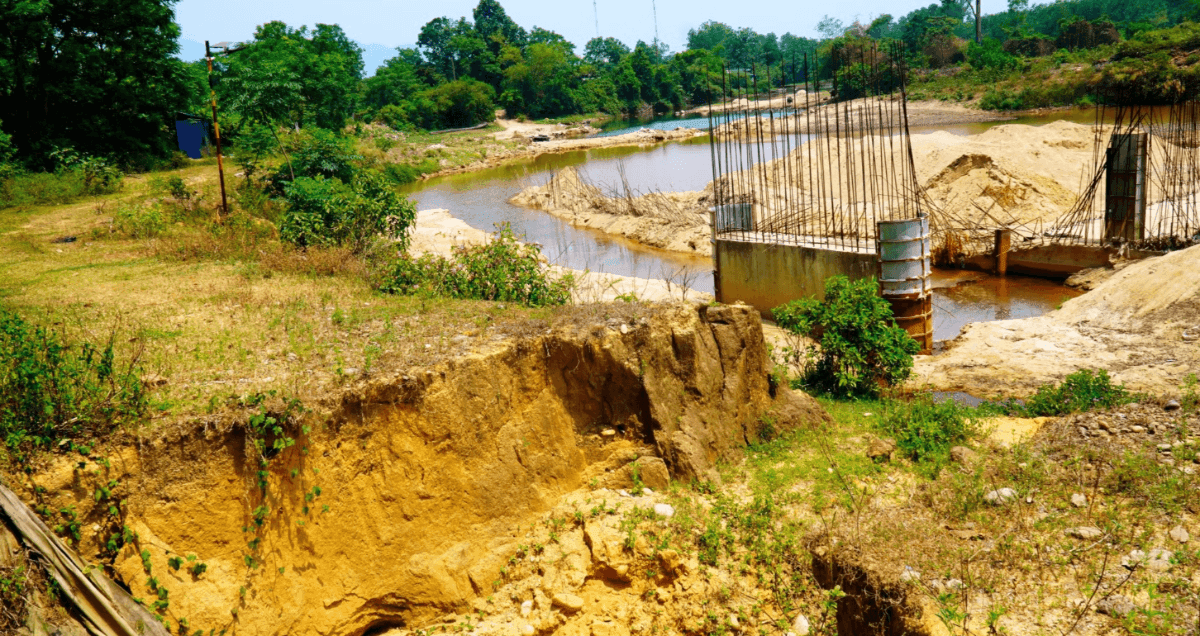 Government Inspectorate works with Hue on addressing long-delayed idle projects