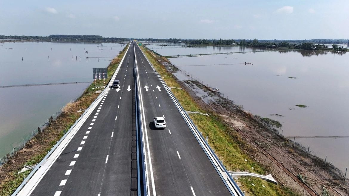 Several expressways open to traffic ahead of holiday to ease congestion and improve connectivity