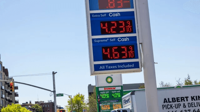 Fed's preferred inflation gauge rises to 3.2% as Q1 GDP misses expectations