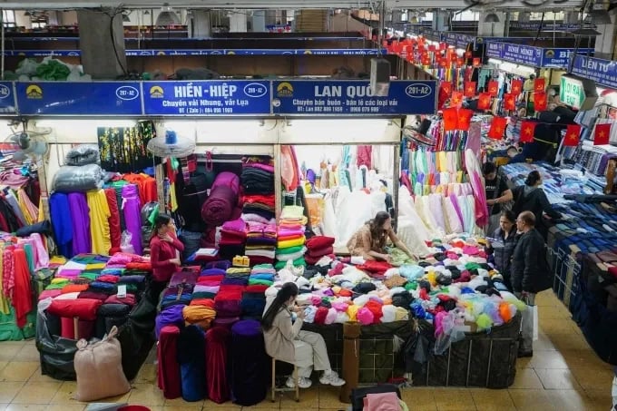 Raising the tax-exemption threshold for household businesses should be paired with streamlined procedures