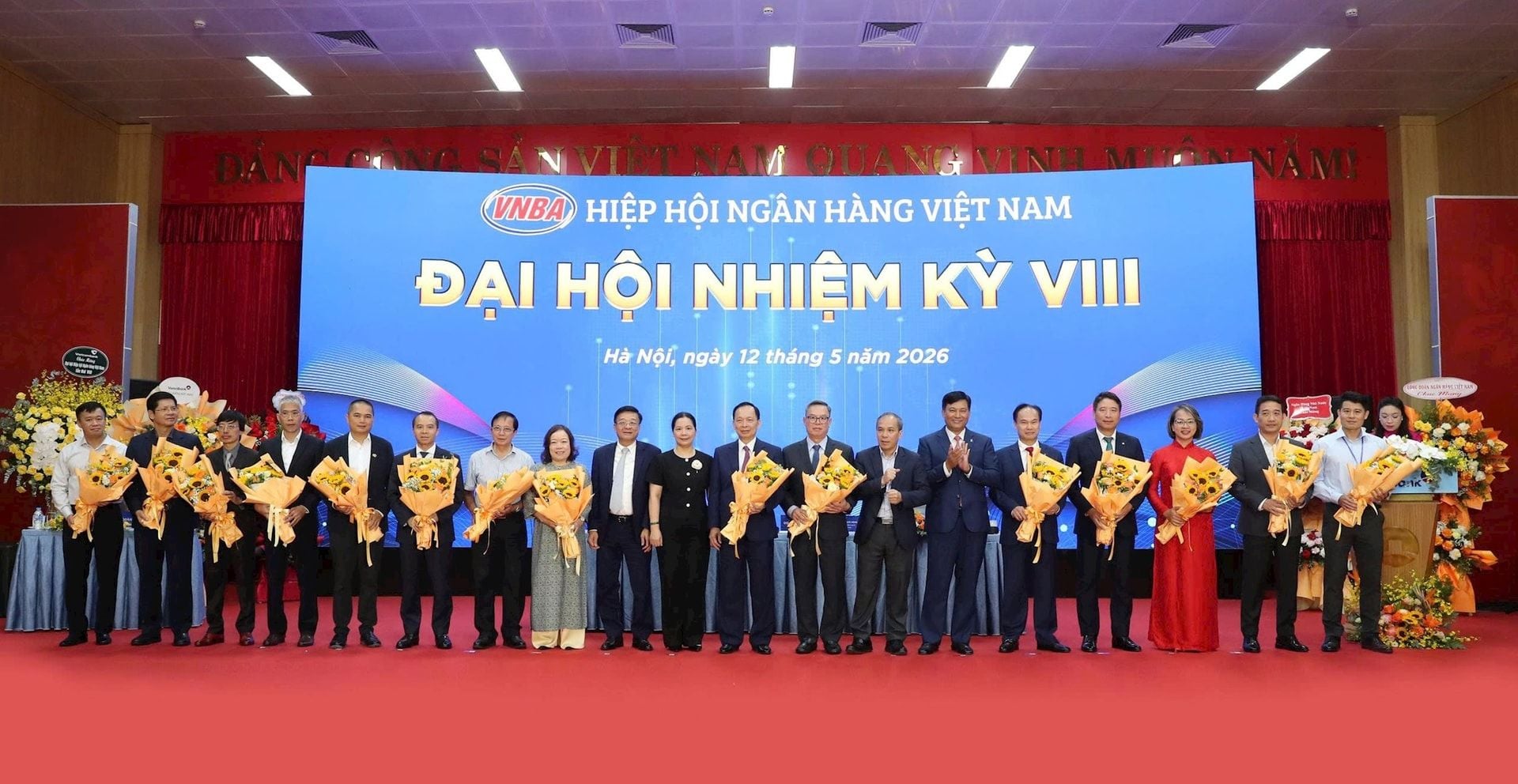 Former Standing Deputy Governor Dao Minh Tu Appointed Vice Chairman and Secretary General of the Vietnam Bankers Association for Term VIII (2026-2031)