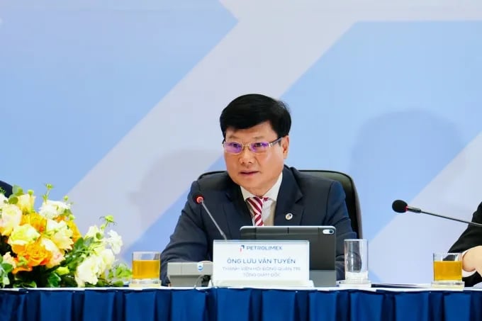 Petrolimex forecasts a loss of more than VND 1 trillion in its gasoline business in Q1