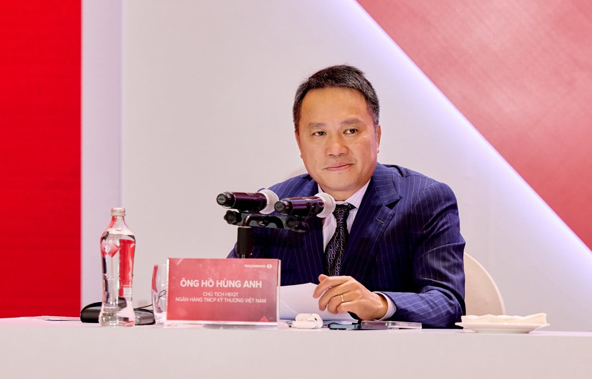 Techcombank can recover the full amount from any real estate asset—even if in default—within 2-3 years, says Ho Hung Anh