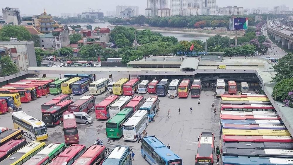 Government to boost transport capacity, tighten fare controls, and ensure traffic safety during Hung Kings Day and the 30/4–1/5 holidays in 2026