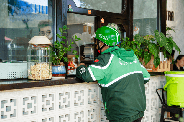 How online food delivery platforms are reshaping revenue for F&B restaurants